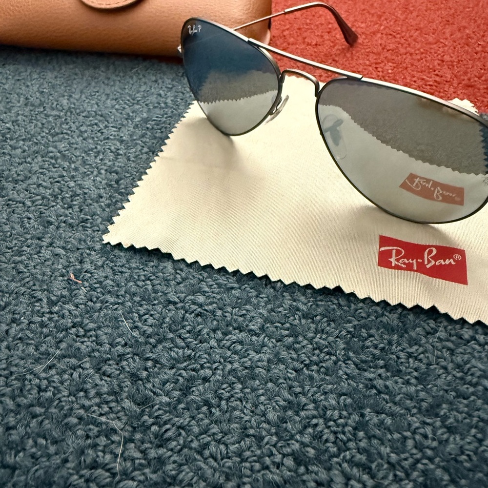 Custom Ray-Ban Aviator Sunglasses with Polarized Lenses